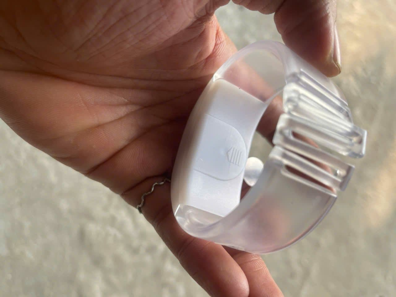 VÒNG TAY LED CỔ VŨ - 3