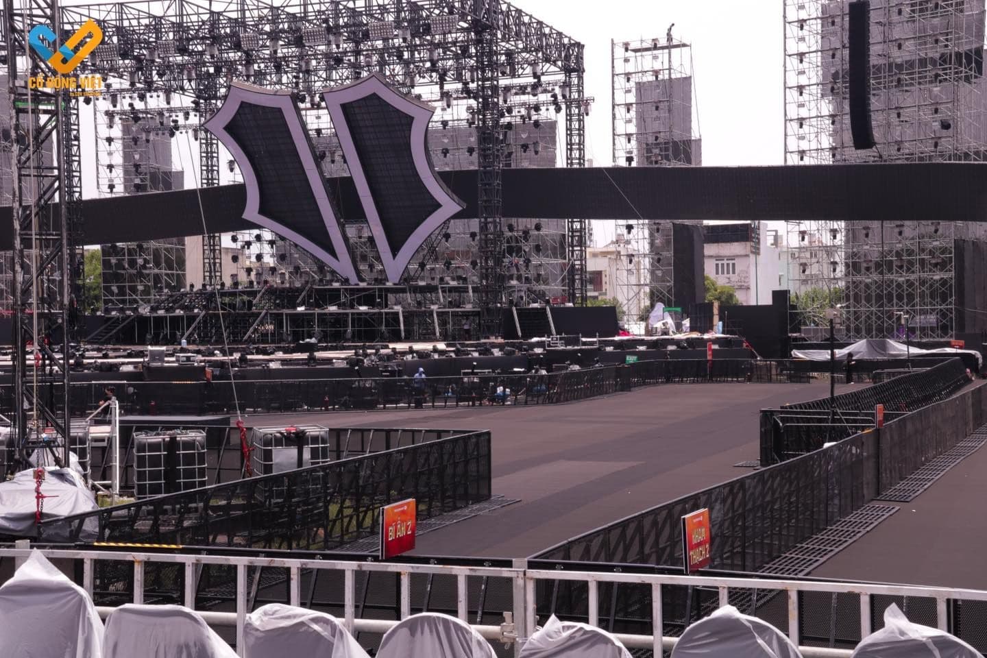 HÀNG RÀO CHỐNG BẠO ĐỘNG - 6