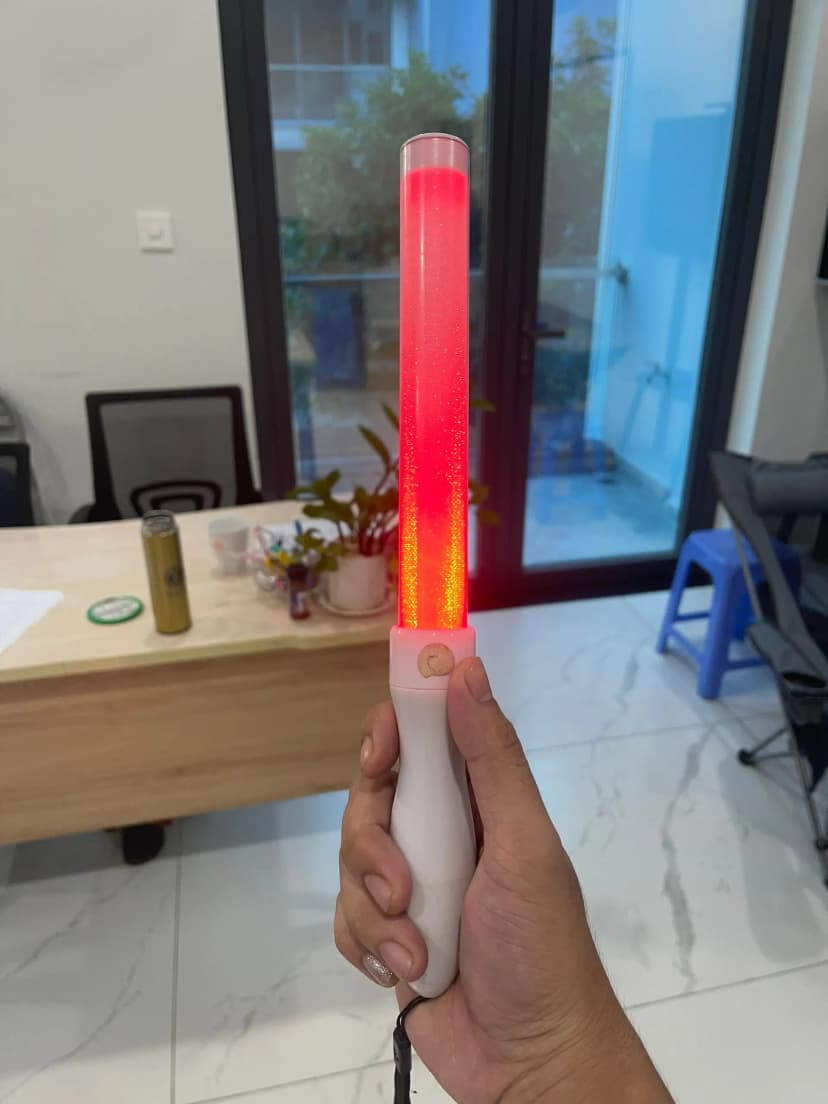 GẬY LED CỔ VŨ ĐIỀU KHIỂN TỪ XA